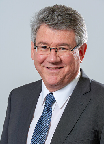 MMag. Dr. Lothar Allgäuer